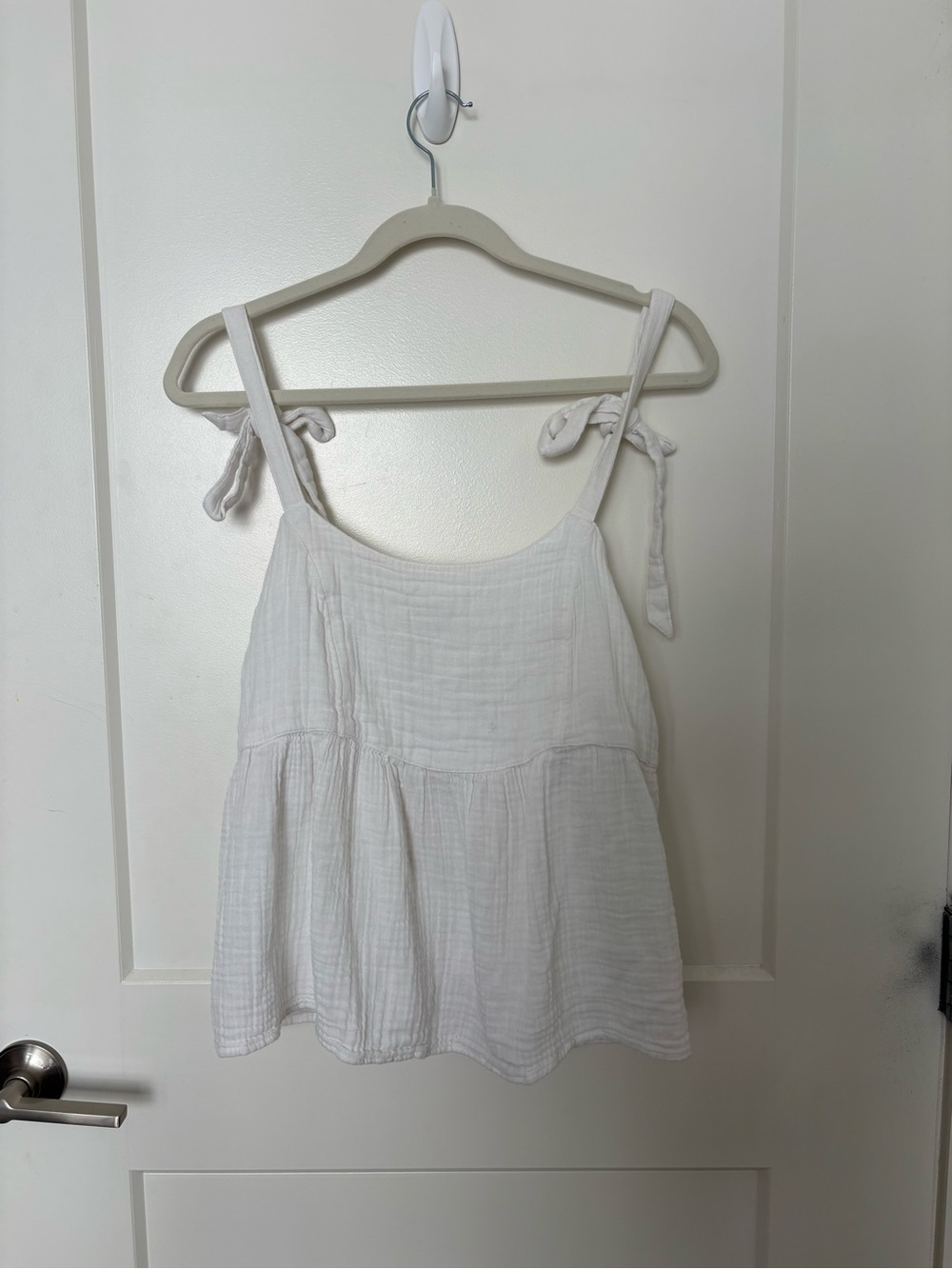 Old Navy White Tie-Shoulder Gauze Camisole